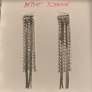 💖NWT💖 Betsey Johnson 7 Strand Dangle Earrings